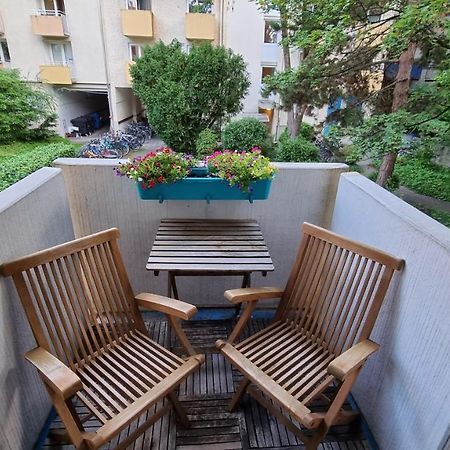 Schwabing Studio With Garden Views มิวนิก ภายนอก รูปภาพ