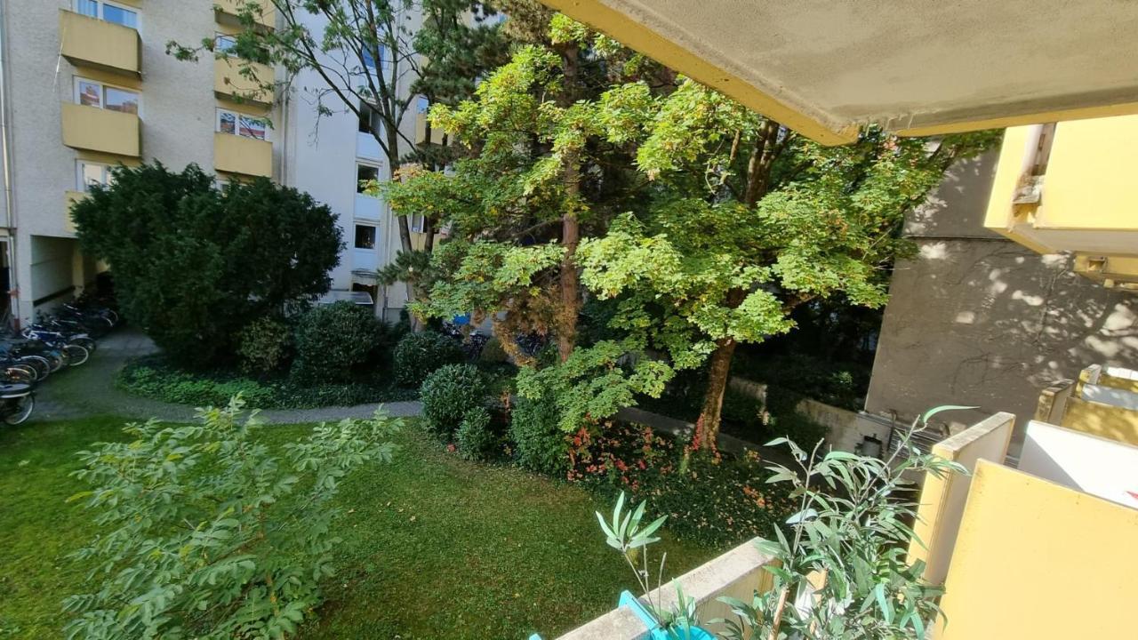 Schwabing Studio With Garden Views มิวนิก ภายนอก รูปภาพ